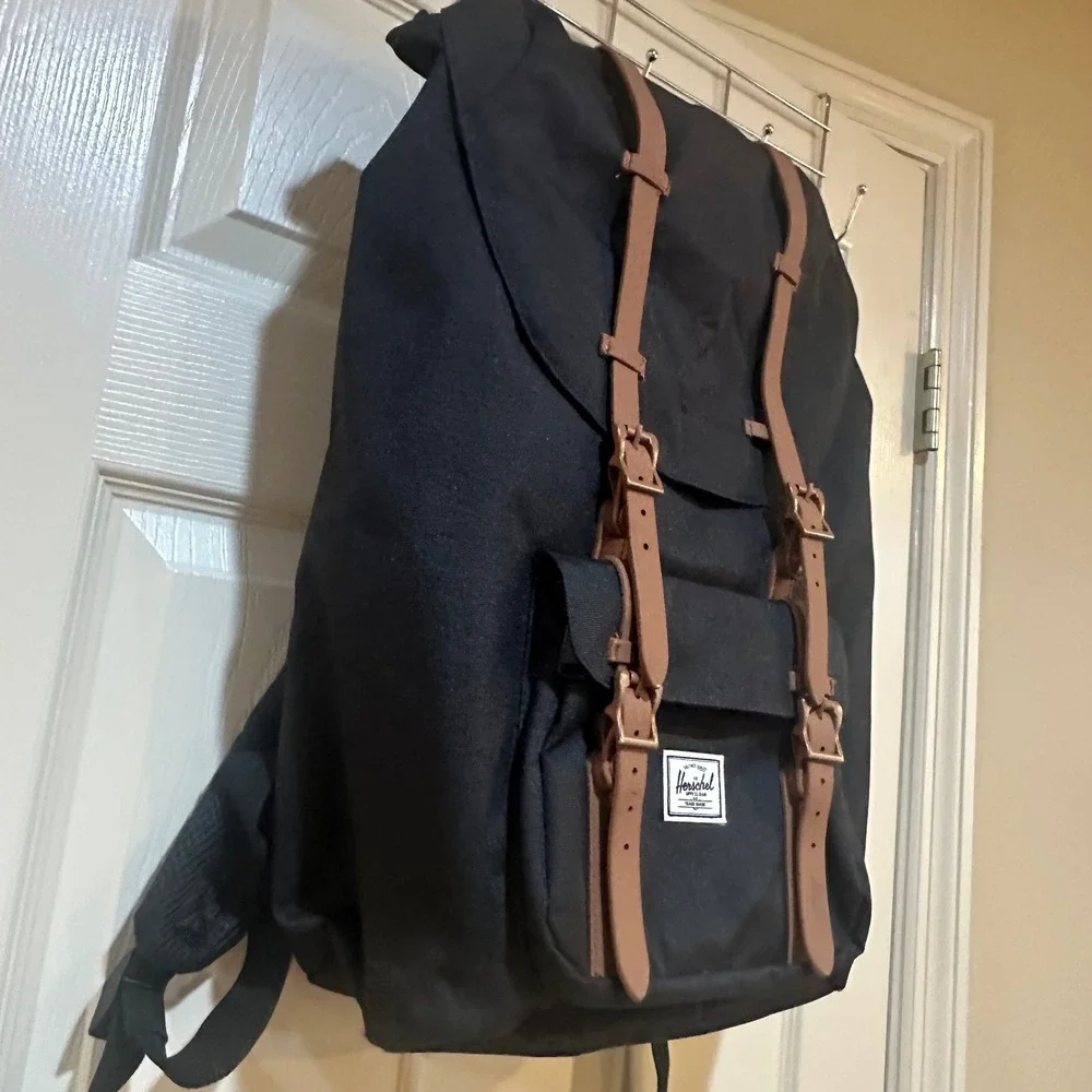 Herschel Supply Co Little America Backpack Black Tan Laptop Sleeve Rucksack
